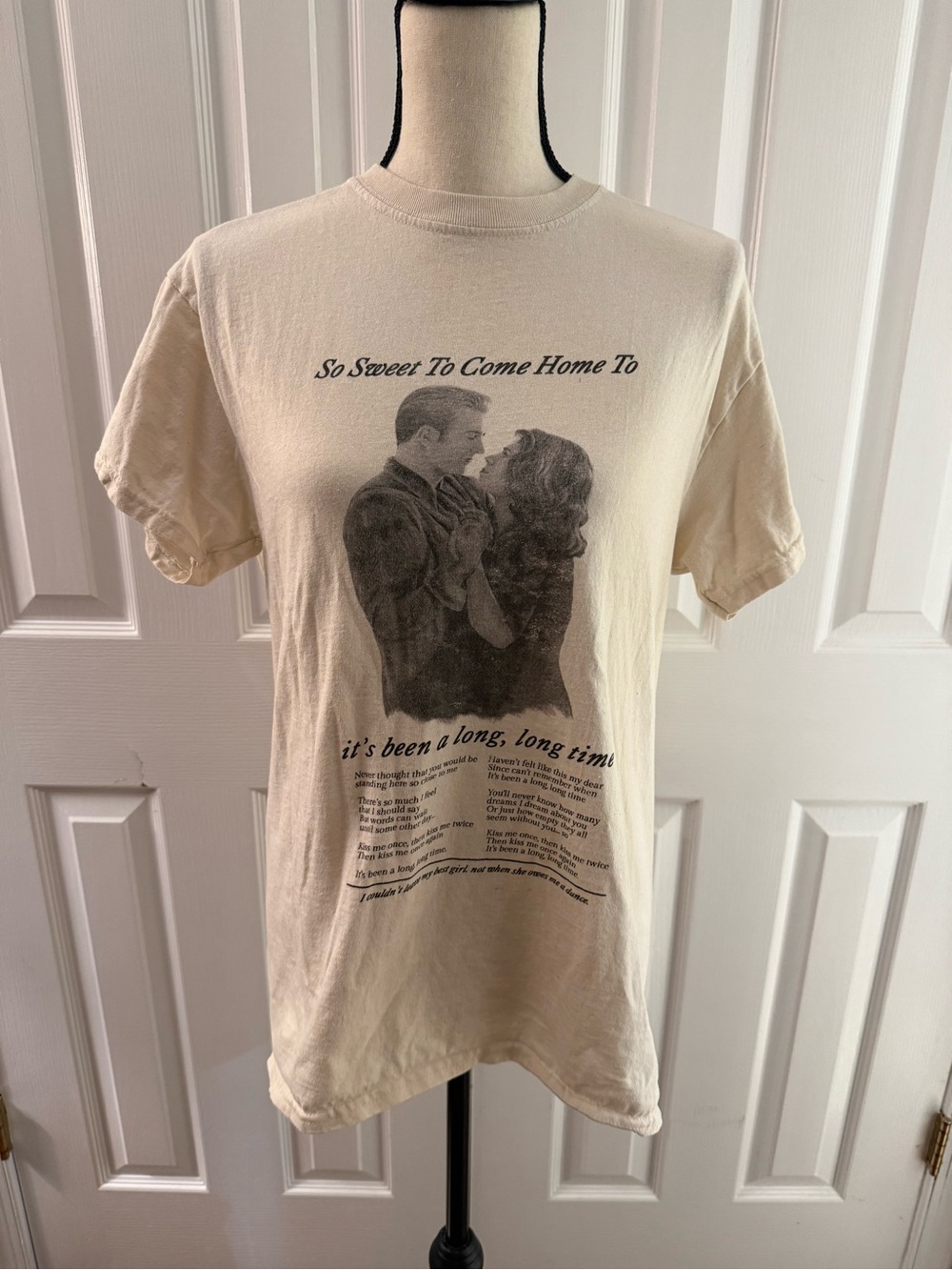 Women’s Marvel Captain America Song Lyric Peggy & Steve Cream Tee Shirt